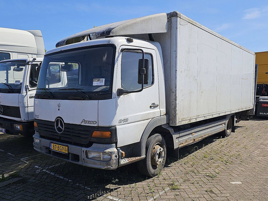 MERCEDES-BENZ ATEGO 818
