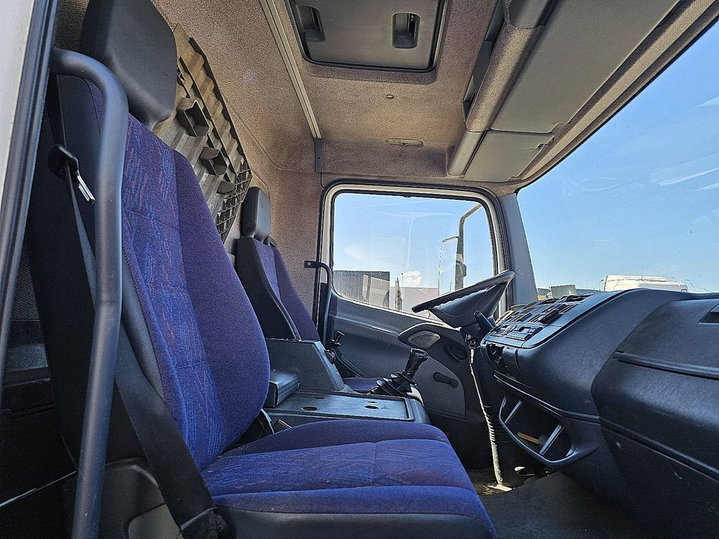 MERCEDES-BENZ ATEGO 818