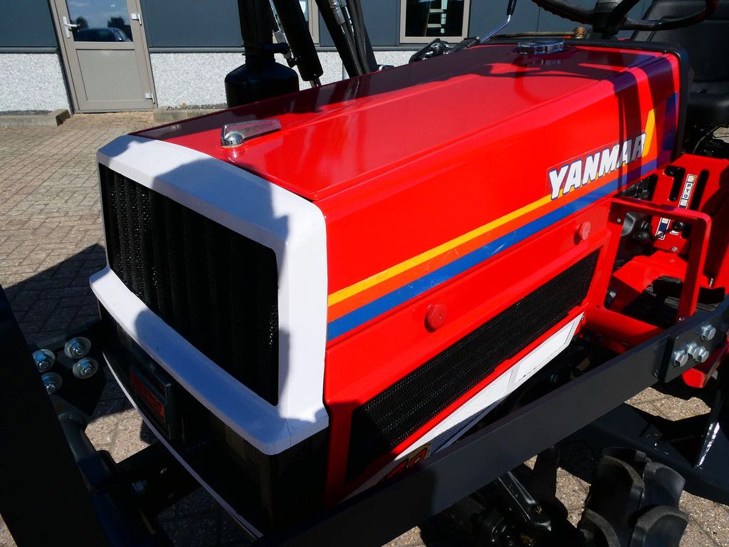 Yanmar F16D 4wd / 1576 Draaiuren / Voorlader