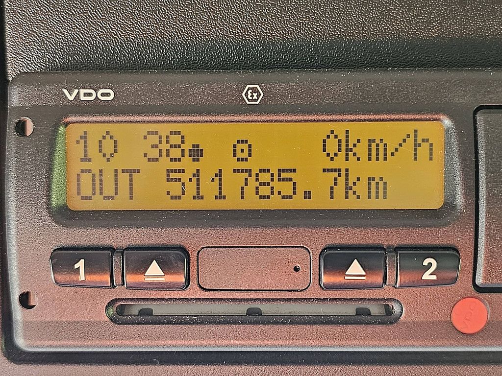 MERCEDES-BENZ ANTOS 2633