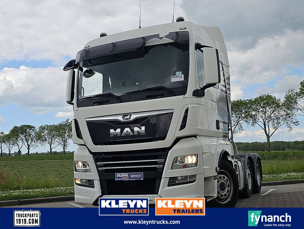 M.A.N. 26.500 TGX 6x2