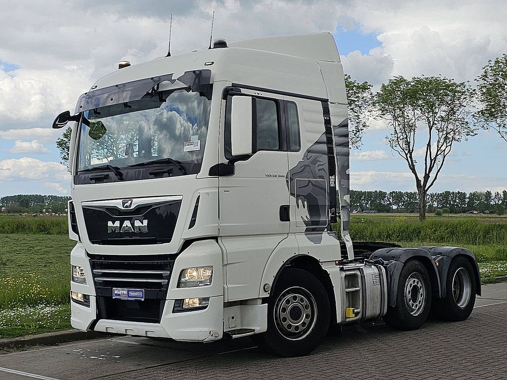 M.A.N. 26.500 TGX 6x2