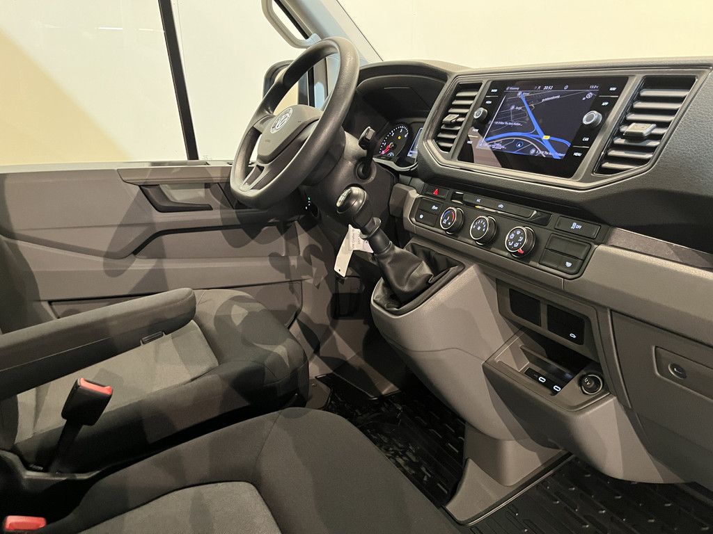 Volkswagen Crafter 35 2.0 TDI L3 140 PK Bakwagen / Dhollandia Laadklep / Meubelbak / Euro 6 / Airco / Cruise Control / CarPlay / Navigatie / 3-Zits / 42.400 KM !!