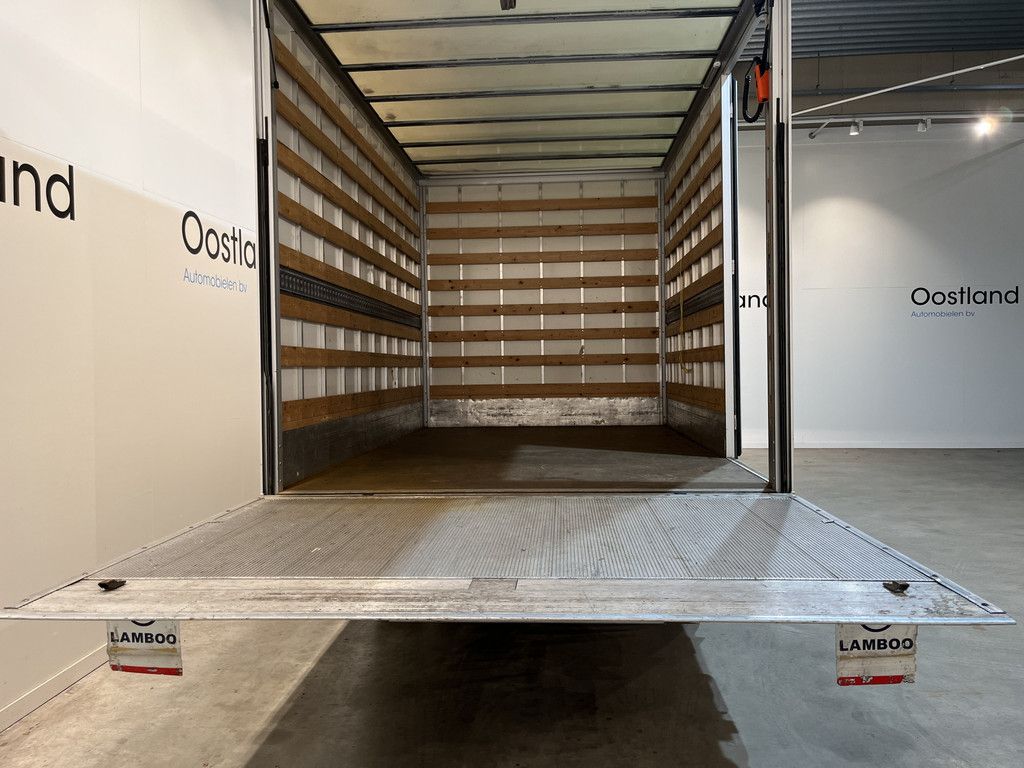 Volkswagen Crafter 35 2.0 TDI L3 140 PK Bakwagen / Dhollandia Laadklep / Meubelbak / Euro 6 / Airco / Cruise Control / CarPlay / Navigatie / 3-Zits / 42.400 KM !!