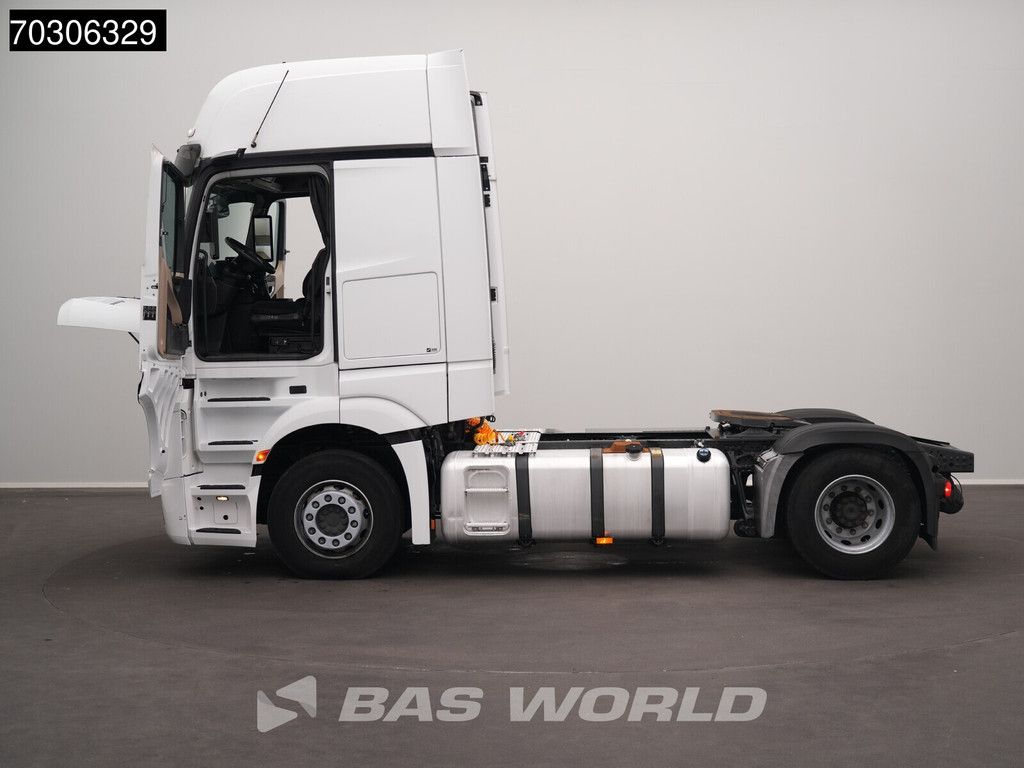 Mercedes Actros 1942 4X2 GigaSpace NL-Truck MirrorCam