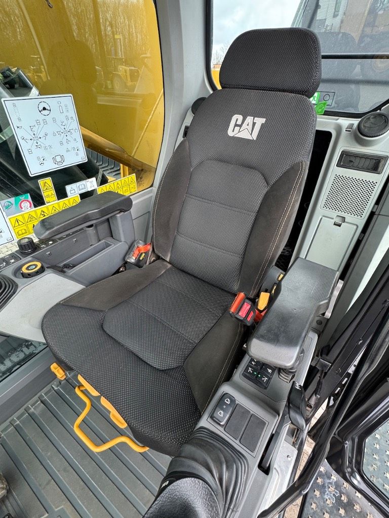 CAT MH3040