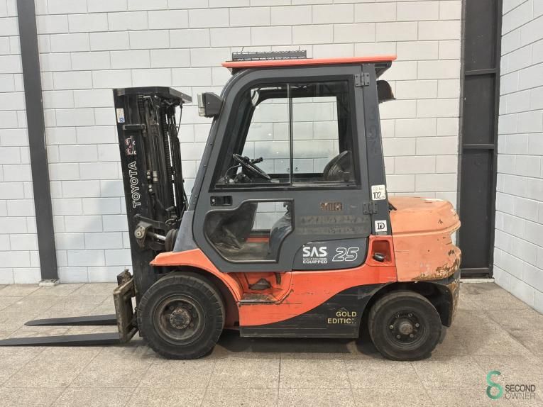 Gabelstapler Diesel Toyota 02-7FDF25 2007 Triplex Kabine
