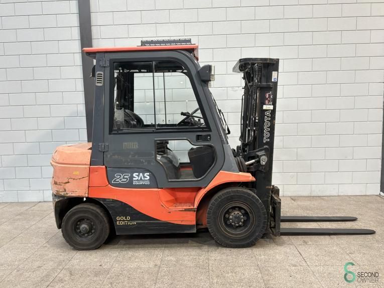 Gabelstapler Diesel Toyota 02-7FDF25 2007 Triplex Kabine