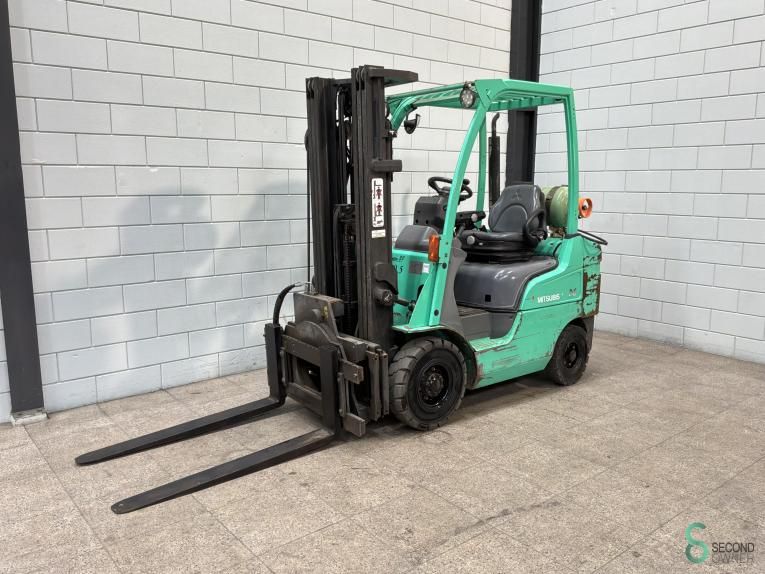 Forklifts LPG Mitsubishi FG20CN 2011