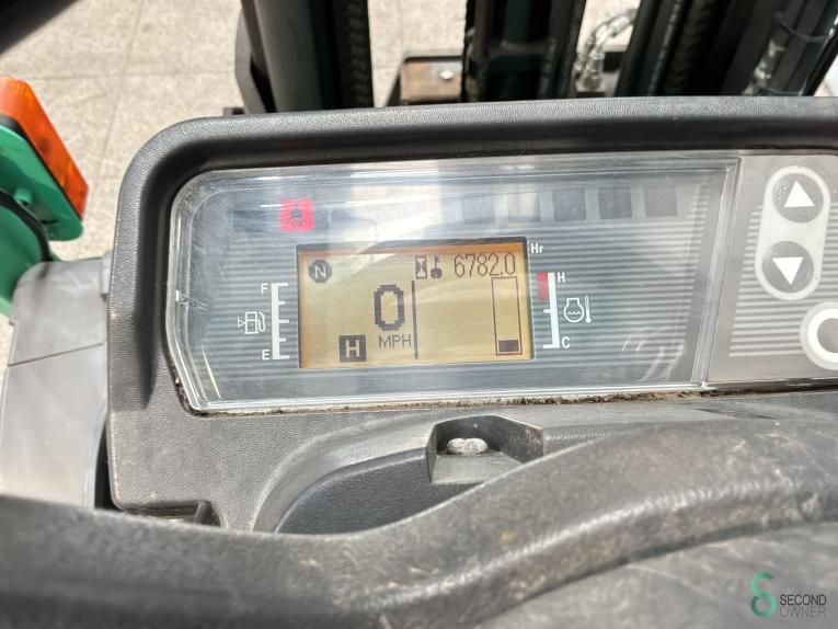 Forklifts LPG Mitsubishi FG20CN 2011