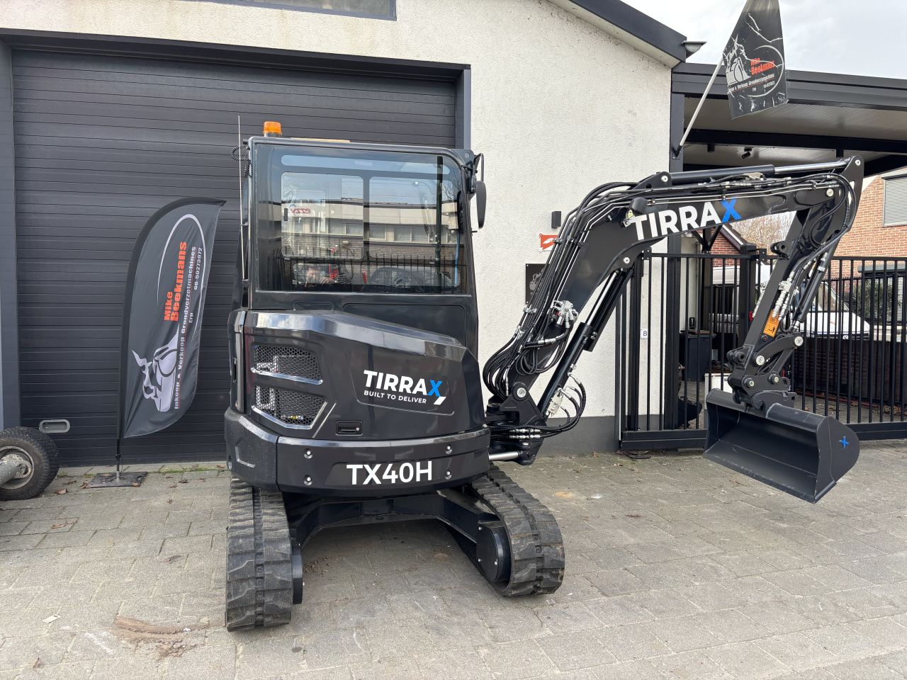 Tirrax th40x
