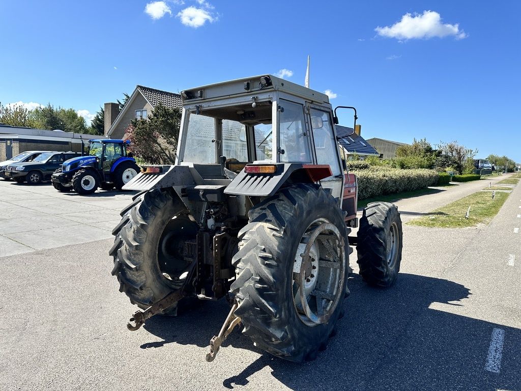 Massey-Ferguson 375