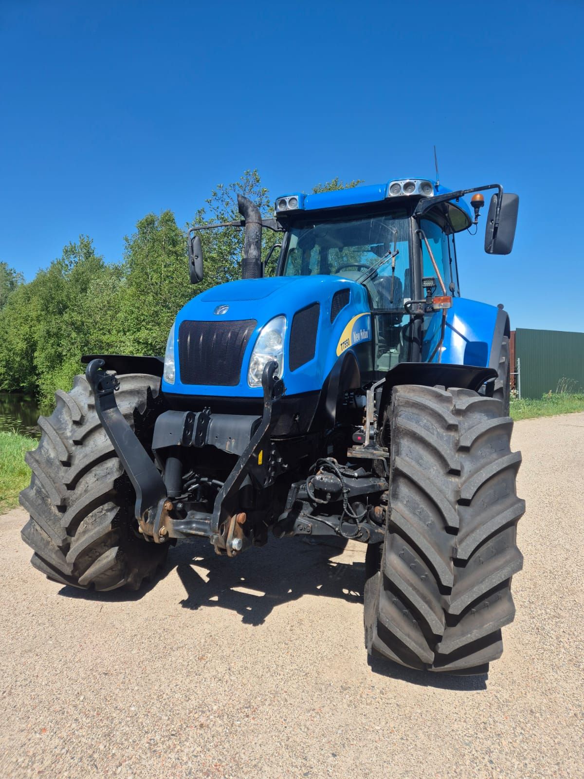New Holland TVT 195
