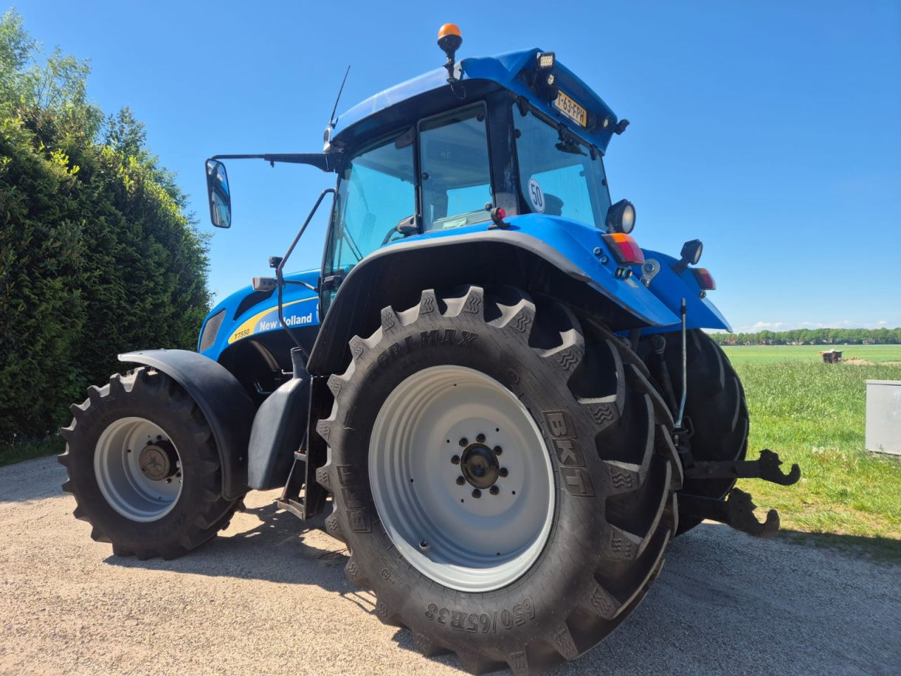New Holland TVT 195