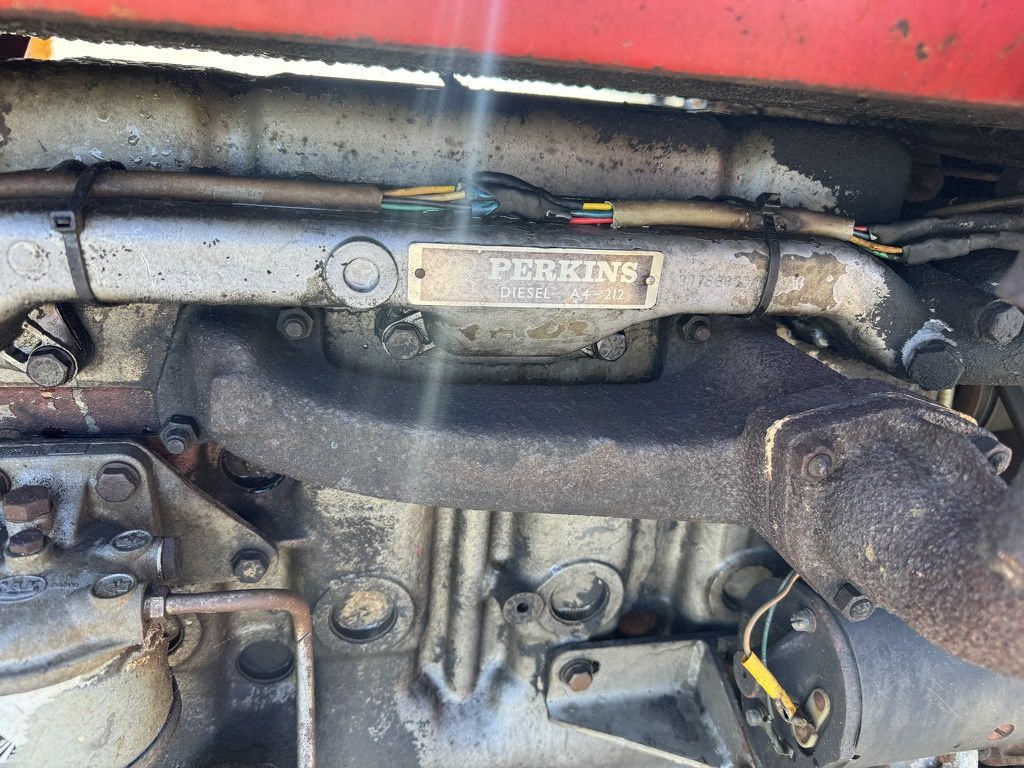 Massey Ferguson 165