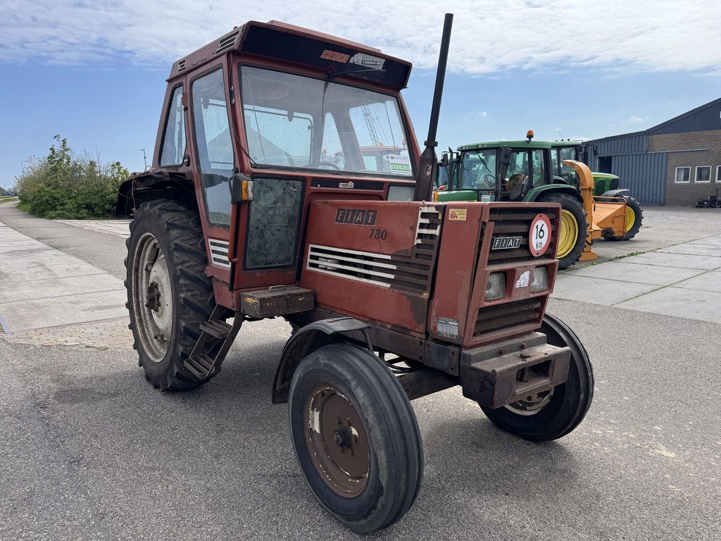 Fiat 780 4x2