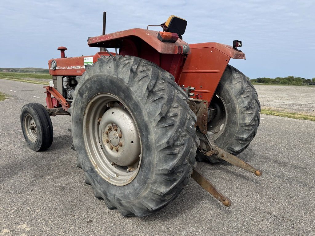 Massey Ferguson 168