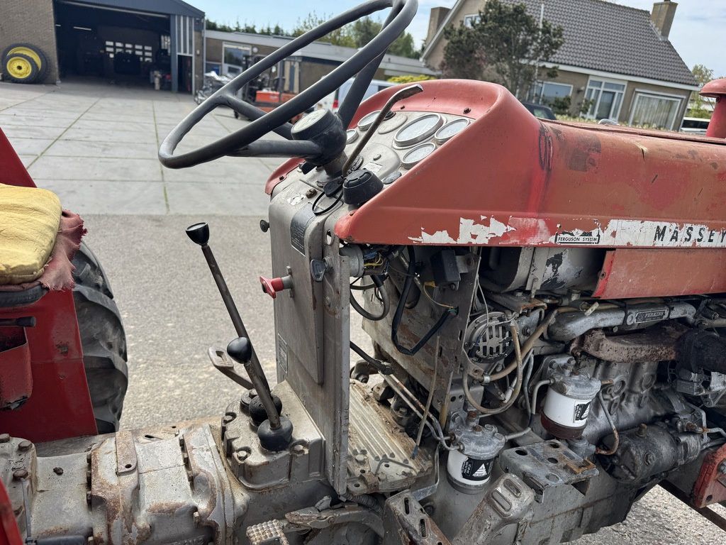 Massey Ferguson 168