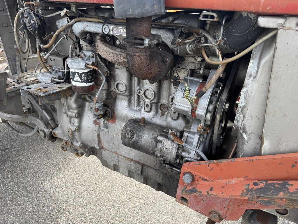 Massey Ferguson 168