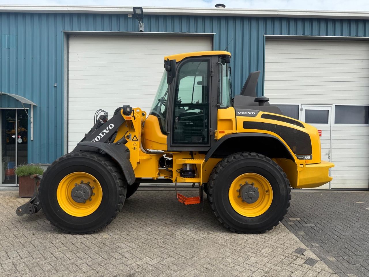 VOLVO L45H (2017 ) 7740 UUR