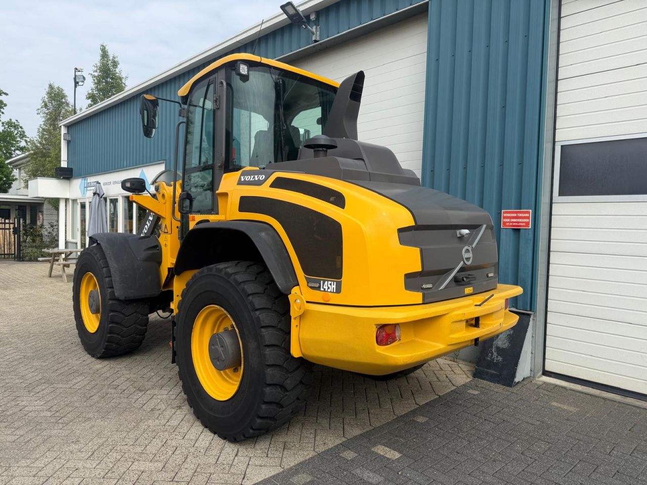 VOLVO L45H (2017 ) 7740 UUR