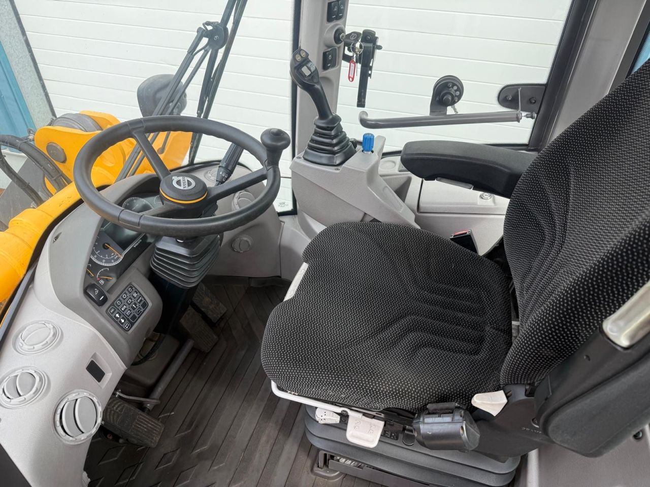 VOLVO L45H (2017 ) 7740 UUR