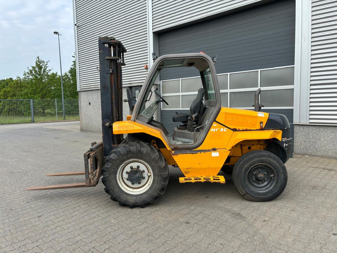 Manitou MC-30 ruwterrein heftruck