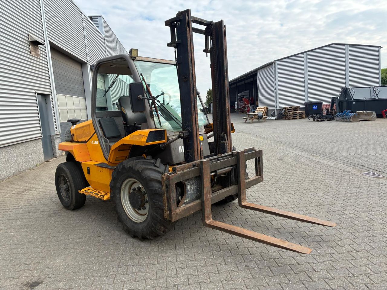 Manitou MC-30 ruwterrein heftruck