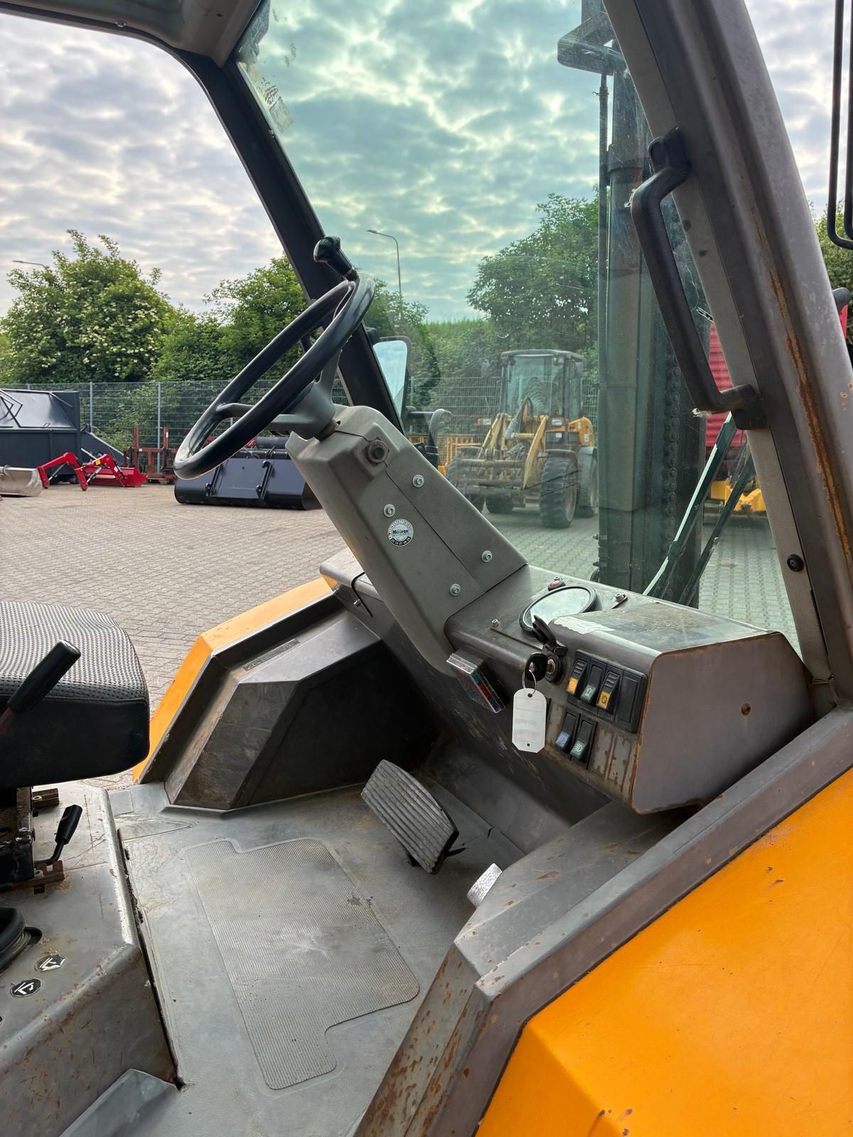 Manitou MC-30 ruwterrein heftruck