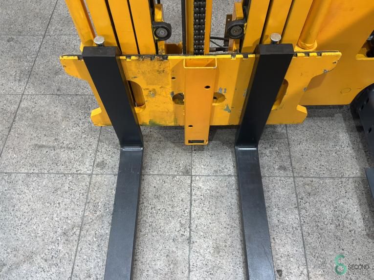 Orderpickers Electric Jungheinrich EFX 413 2005