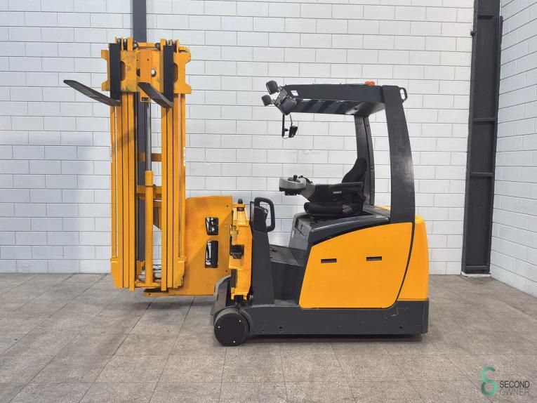 Orderpickers Electric Jungheinrich EFX 413 2005