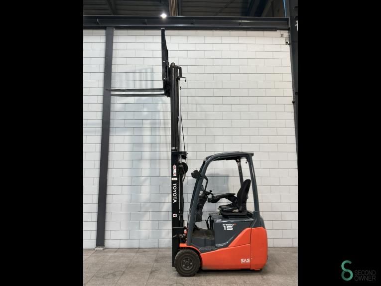 Heftrucks Elektrisch Toyota 8FBET15 2011