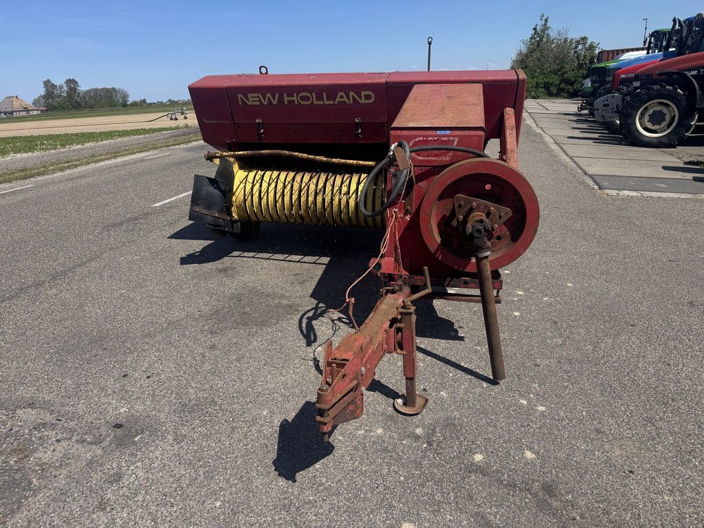 New Holland 276