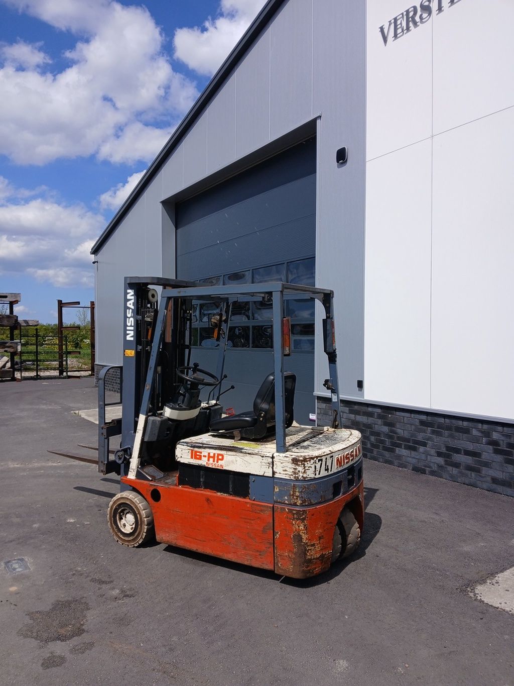 Linde E15