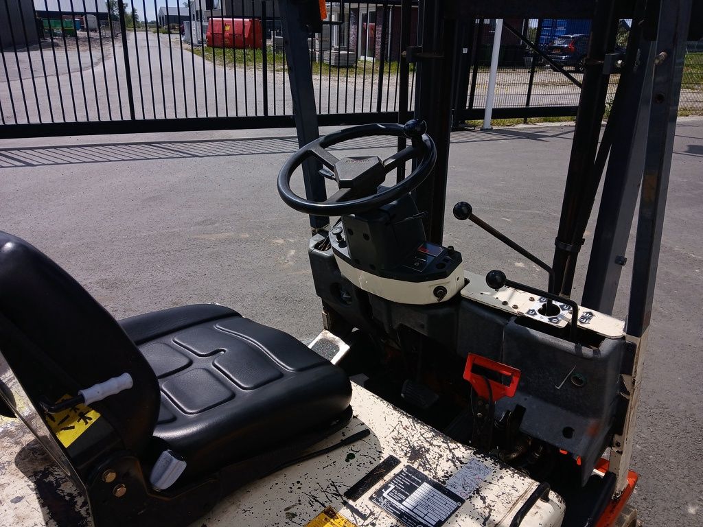 Linde E15