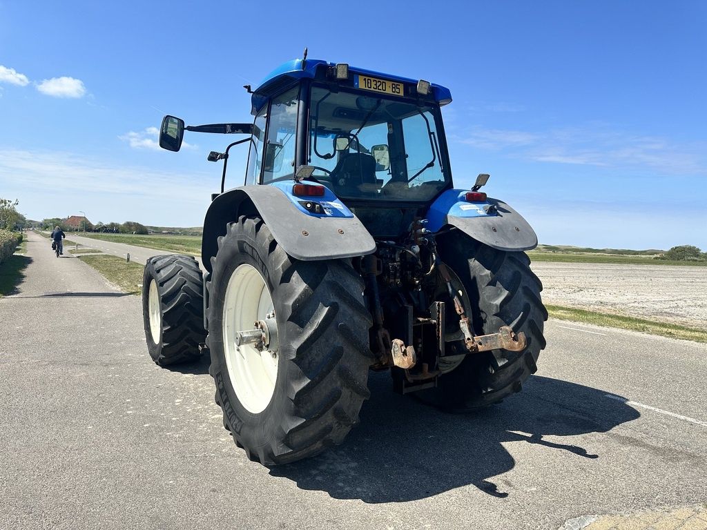 New Holland TM 175