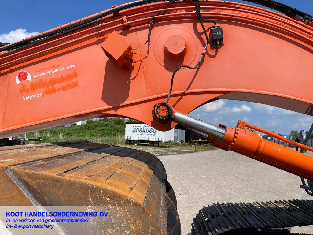 Hitachi Zx 210LC-5 Semi Long Reach!