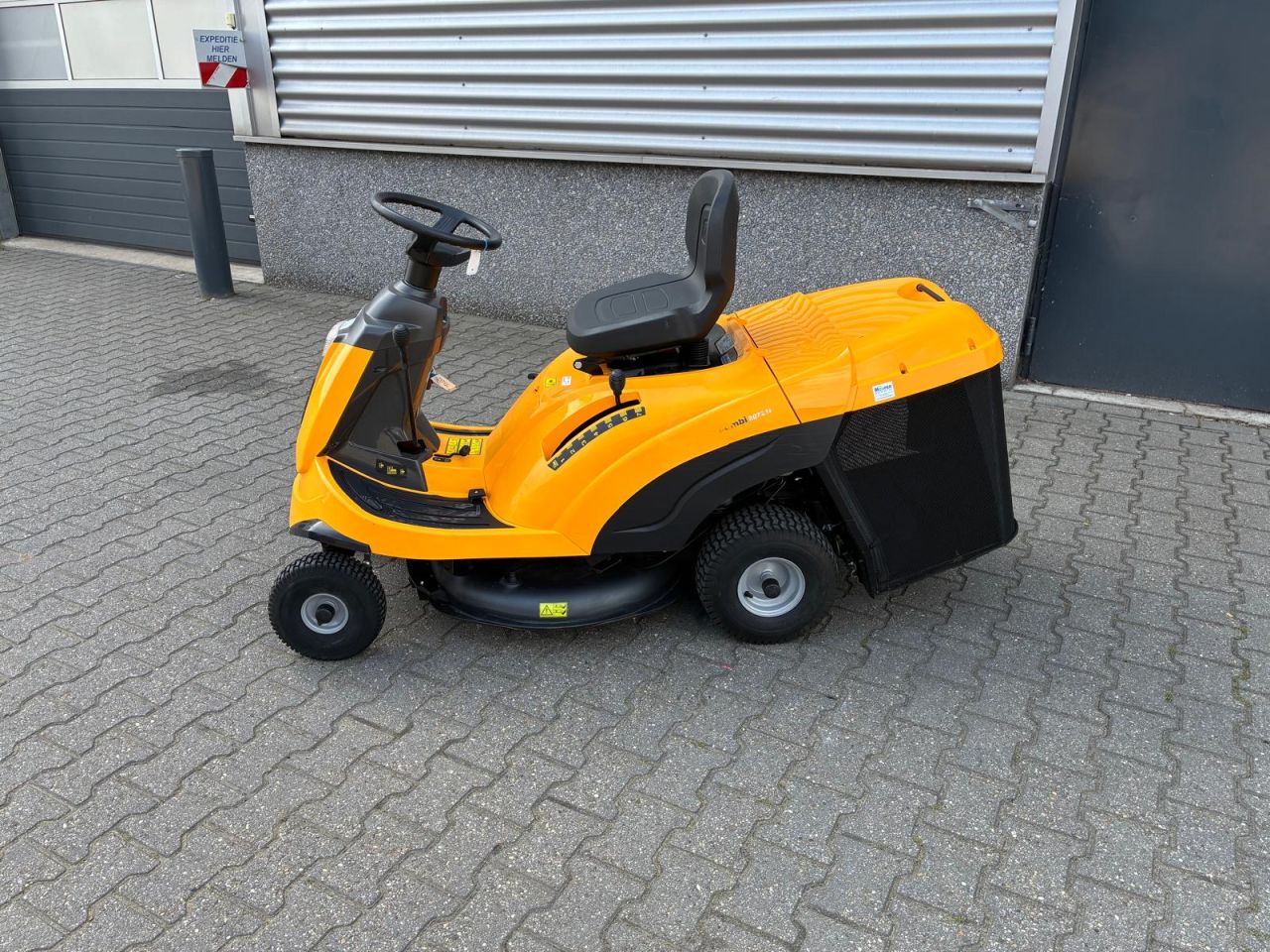 Stiga Combi 2072 H zitmaaier met opvang