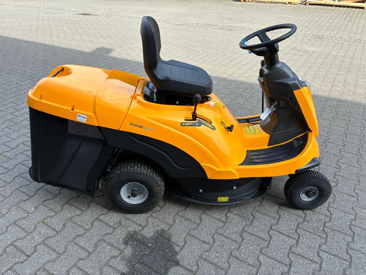 Stiga Combi 2072 H zitmaaier met opvang