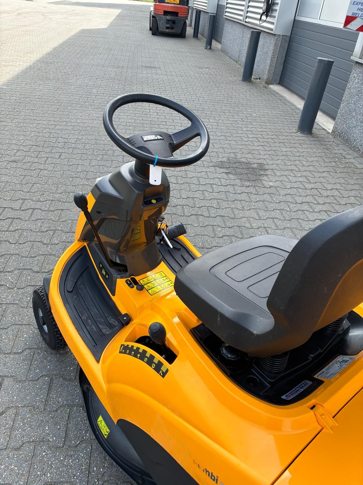Stiga Combi 2072 H zitmaaier met opvang