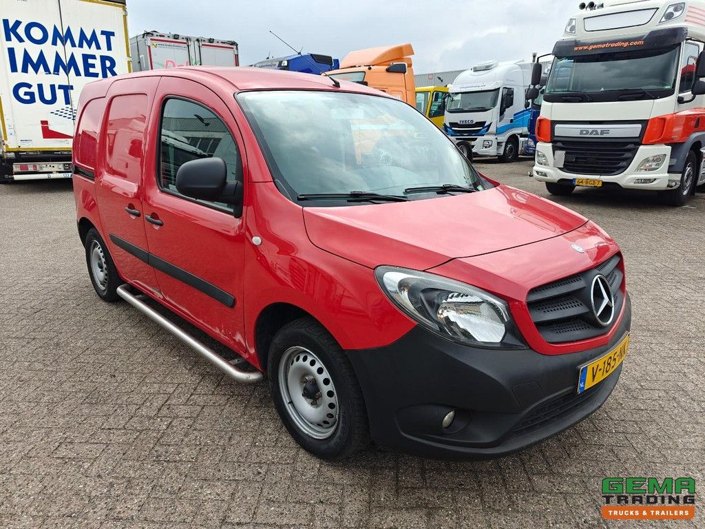 Mercedes-Benz CITAN L1H1 4x2 Euro6X - Schaltgetriebe - 2 Sitze - NAP! - Klimaanlage