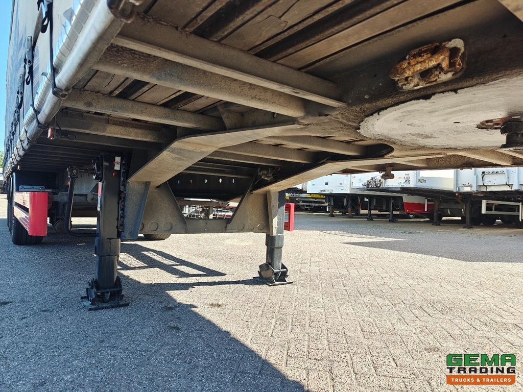 Van Hool 3B2014 Sliding curtains/ Sliding roof - Galvanized - Lift axle - BPW axle disc brake - HH floor - KooiAap Moffet connection