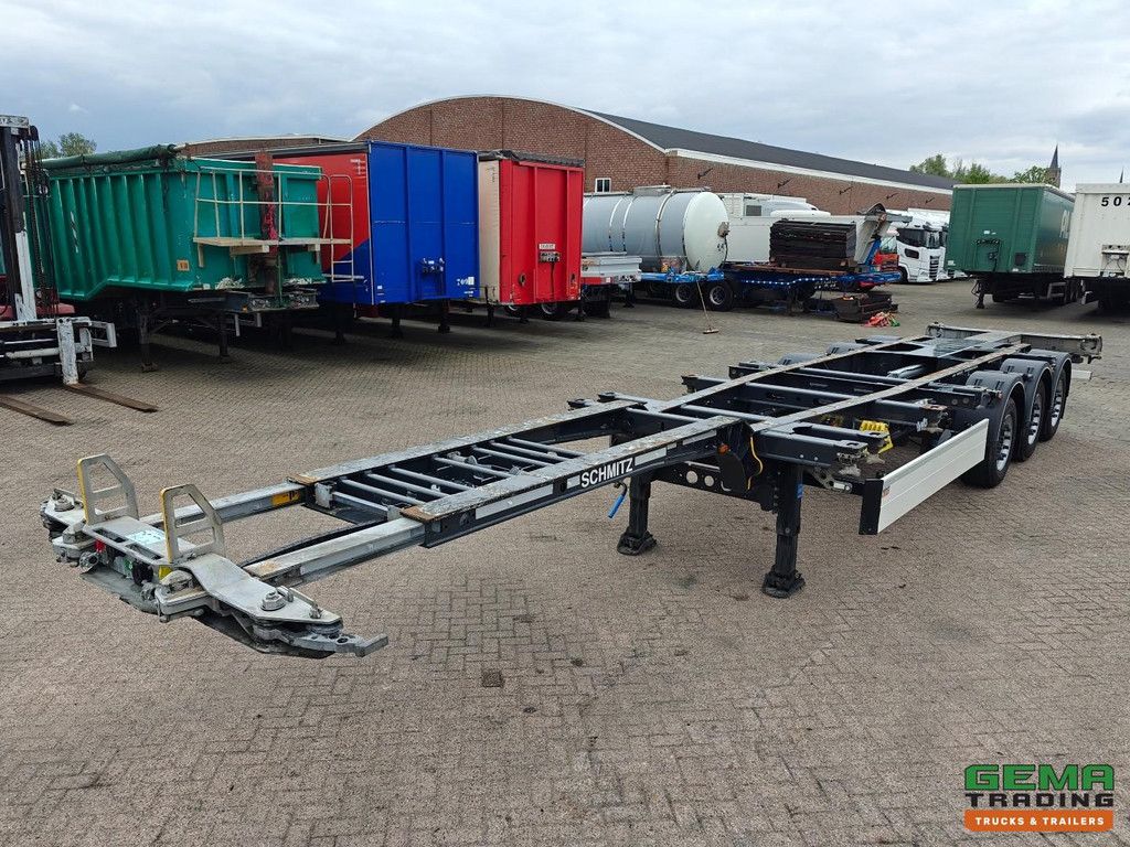 Schmitz Cargobull N/A Alle Containertypen – Front-/Heckschieber – Liftachse – Schmitz-Achsen mit Scheibenbremsen – TÜV bis 11/2026