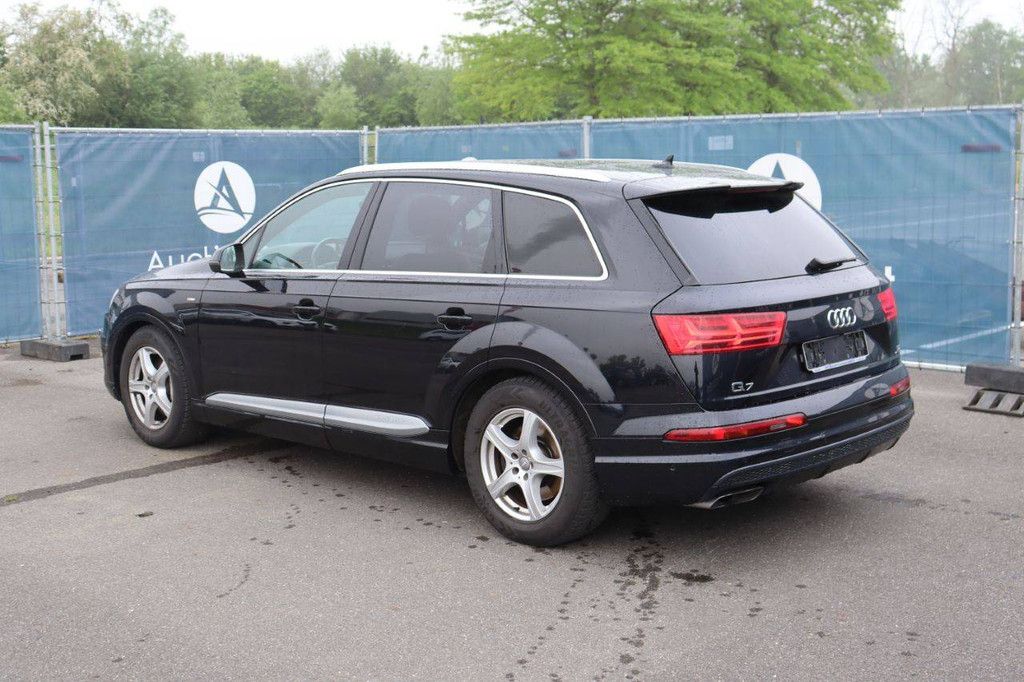 SUV Audi Q7 Diesel 272hp 2015 (Margin)
