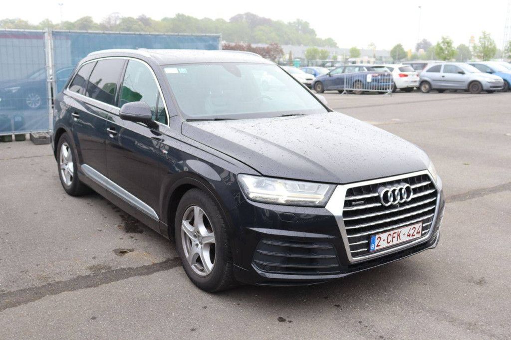 SUV Audi Q7 Diesel 272hp 2015 (Margin)