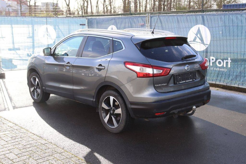 SUV Nissan Qashqai Petrol 115hp 2016 (Margin)