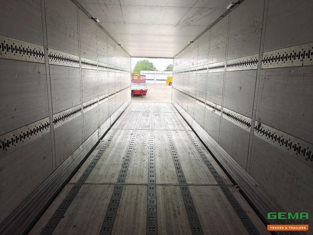 Schmitz Cargobull SCB S3B Insulated Body - Roller Track - 2x Lift Axle - Schmitz Axles Disc Brake - 08/2026 MOT