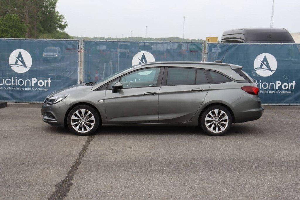 Pkw Opel Astra Benzin 105 PS 2017