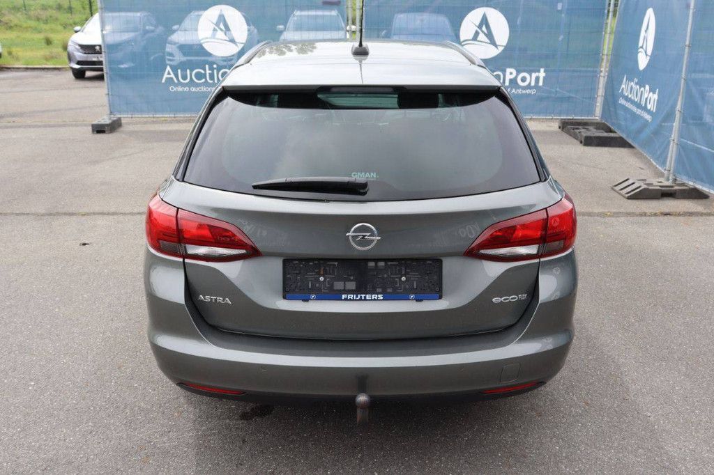 Pkw Opel Astra Benzin 105 PS 2017