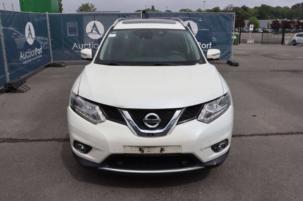 SUV Nissan X-Trail Diesel 130 PS 2016 (Margin)